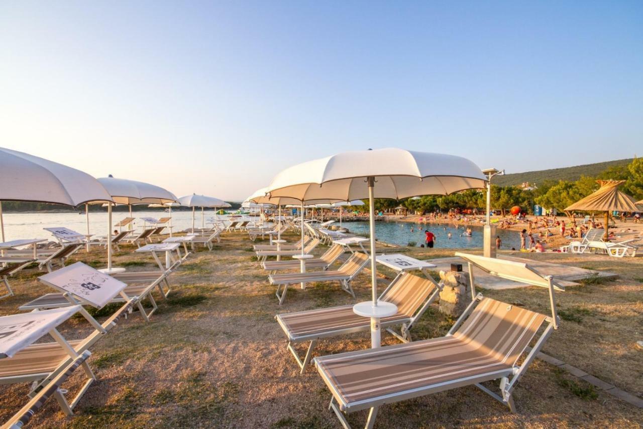 Вілла House Sunny Rock Baska Екстер'єр фото